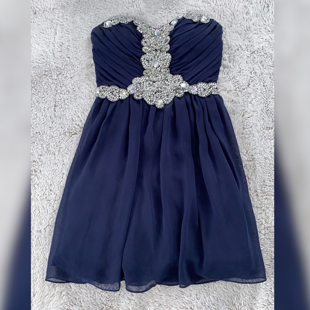 Strapless dress